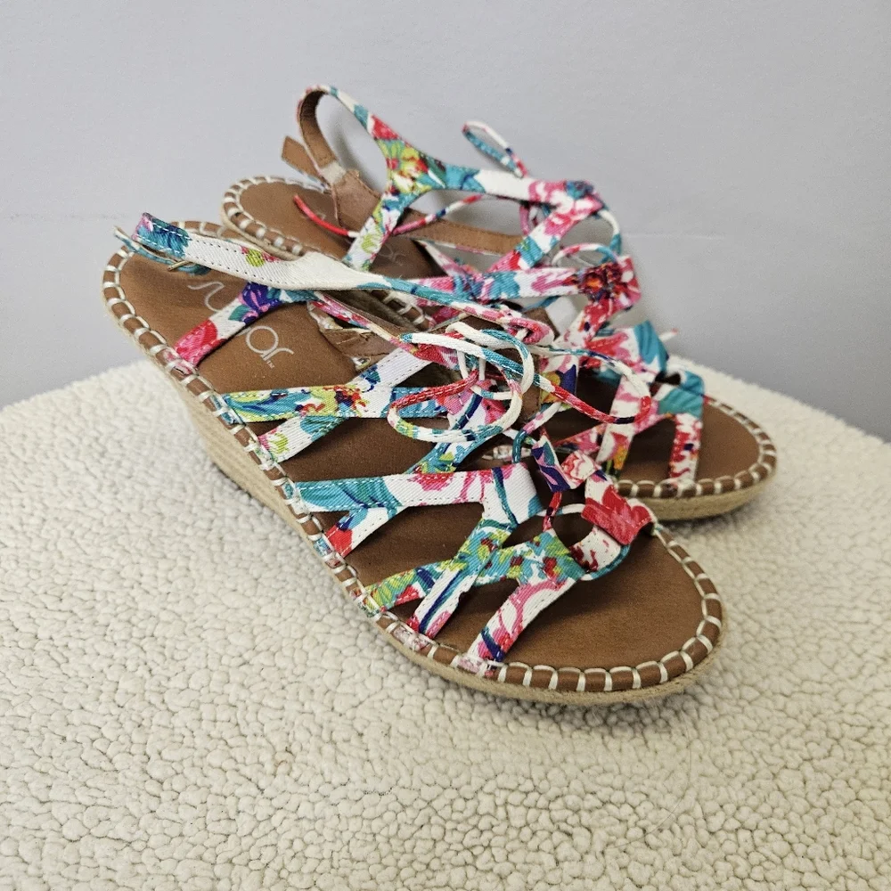 Sugar Colorful Strappy Wedge Sandals Size 8.5 - Picture 10 of 16